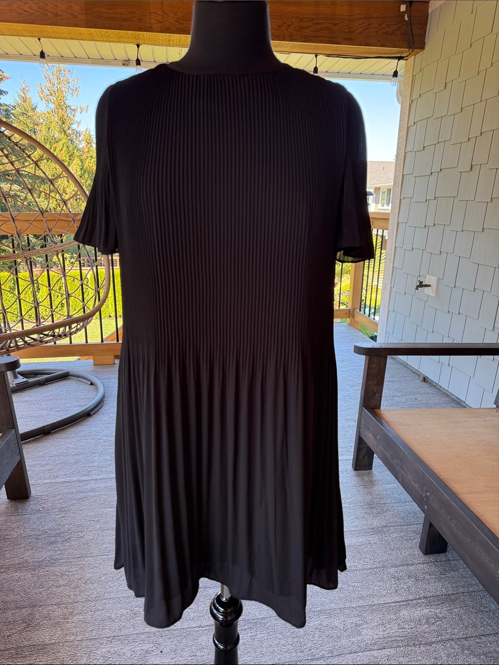 Oak + Fort | Short Sleeve Pleated Dress